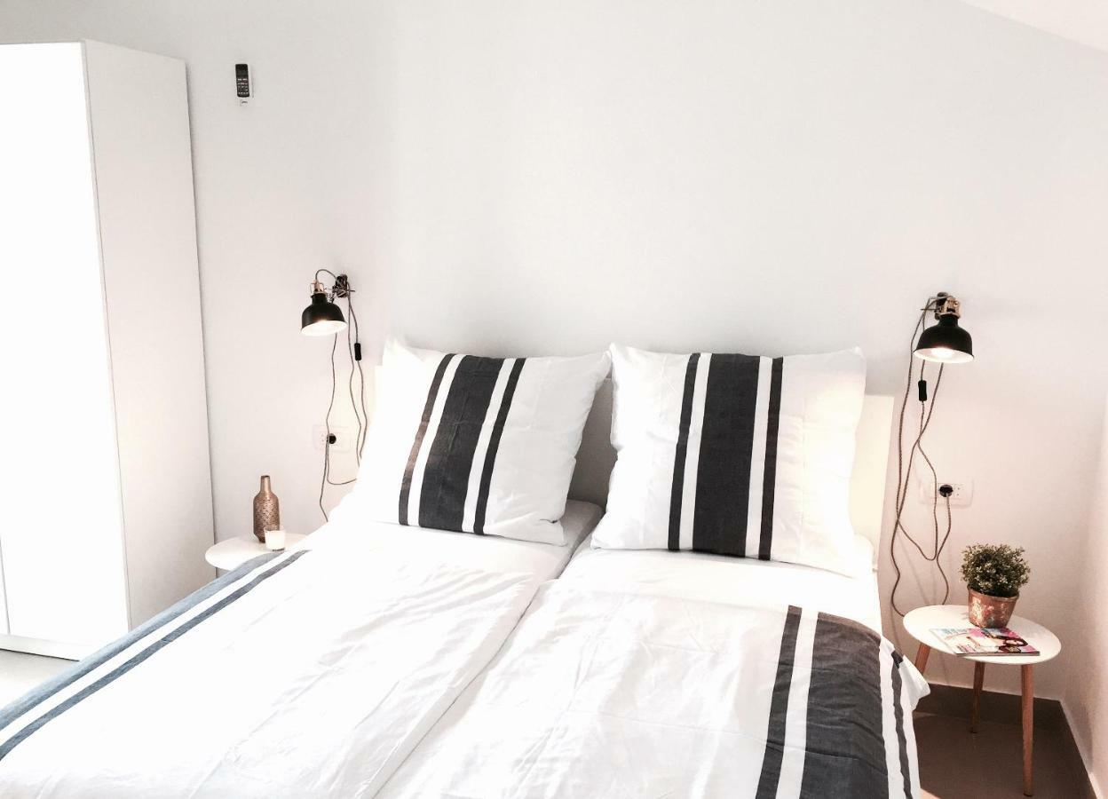 Apartmani Zivaljic Trogir Buitenkant foto