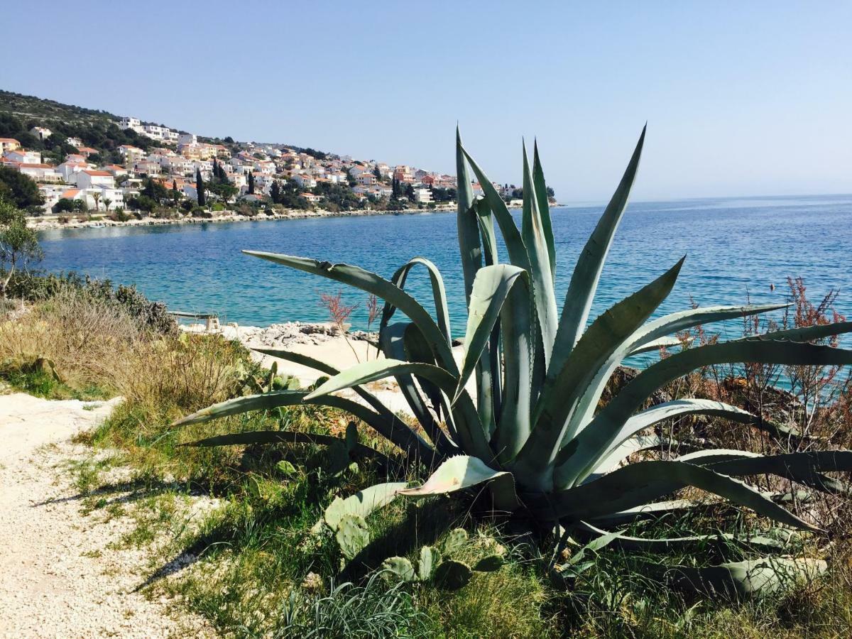 Apartmani Zivaljic Trogir Buitenkant foto